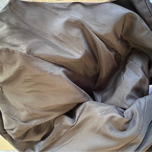 White by Vera Wang Black Strapless Romantic Goth Evening Gown Size 4 NWT - Picture 15 of 15